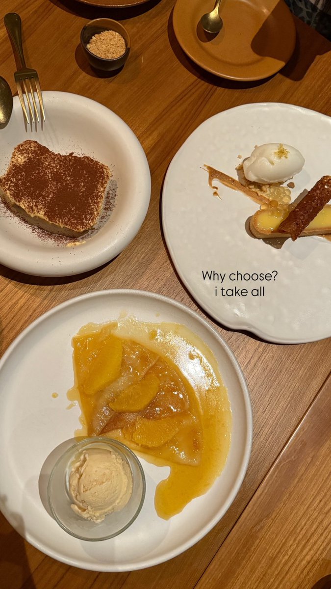 ‎‏ً tweet media