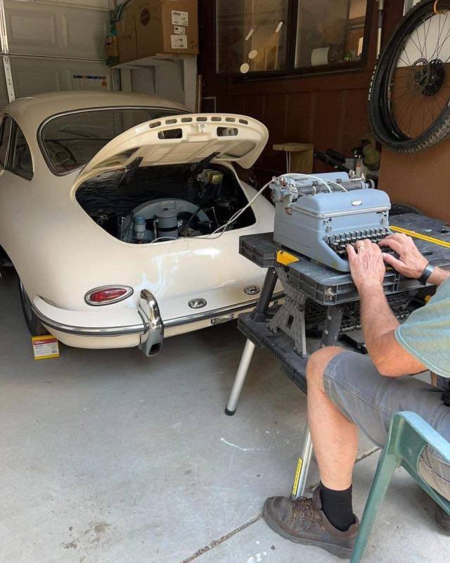 Uploading software to run this high tech 356 😀