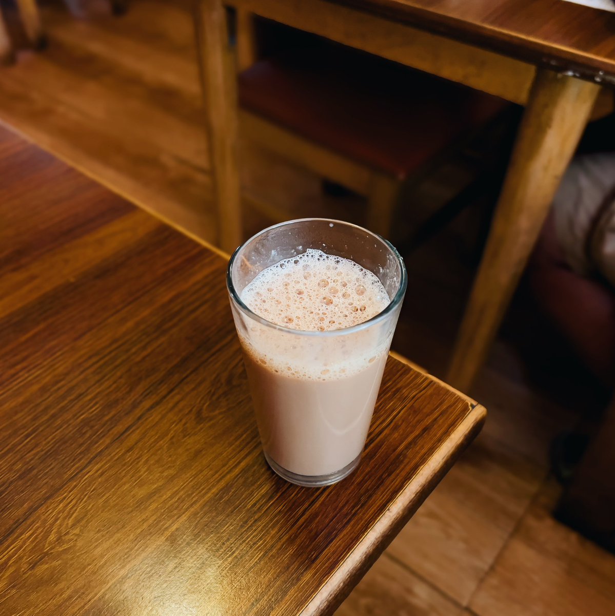Choodu choodu erachi roast with proper kwispy appams and one chaaya. What else does a mallu boy need. 

Good morning.