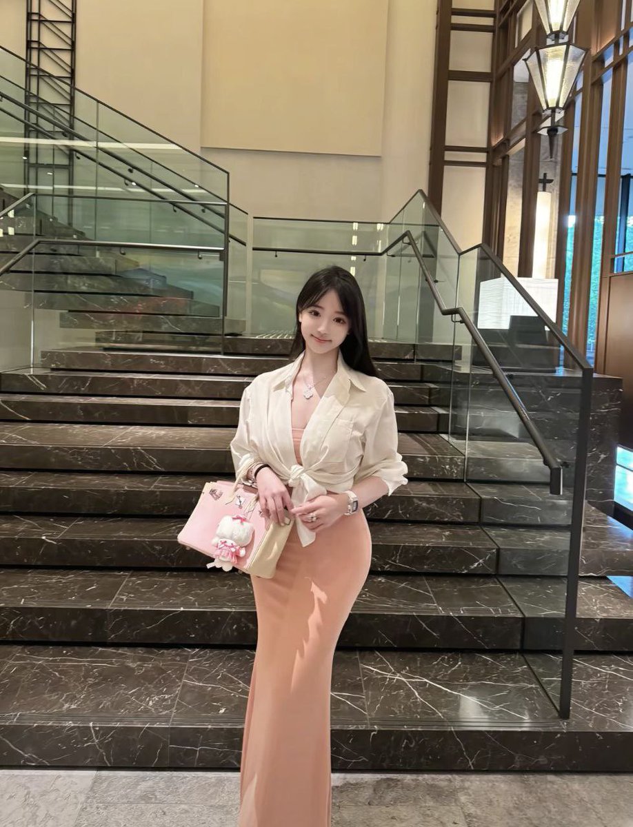 黄推福利内容 - 灵灵全球cos外围经济(全国独家资源)的精彩图片 福利姬灵灵全球cos外围经济(全国独家资源)分享的黄推图片4 - 网红私拍内容