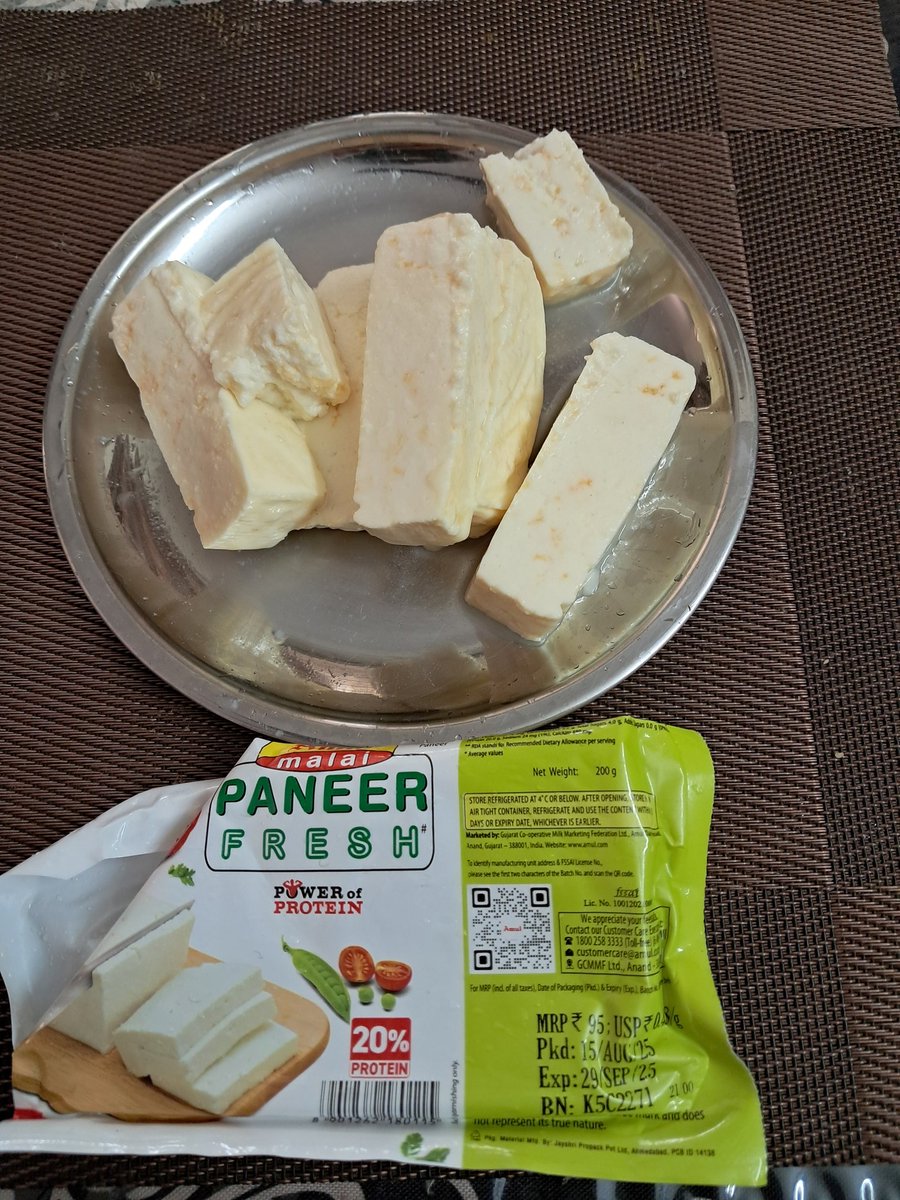 BiswasParag's tweet photo. @Amul_Coop 
Following is the condition of Amul paneer even before expiry. Plese take note of this.
Batch number of the packet is in the photo. https://t.co/h4Ju1So75e