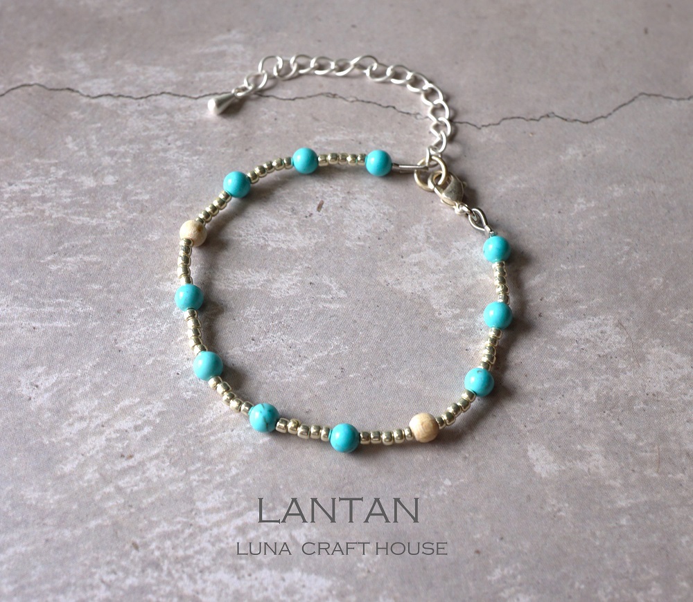 lunacrafthouse's tweet photo. ターコイズ色のブレスレット
#minne #turquiosejewelry #braceletes #necklace #handmade #minneで販売中 #ブレスレット #handmadeaccessories #バンドメイドアクセサリー https://t.co/UlRv8yDs1n