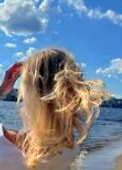 birisisadeceyim's tweet photo. Güzel bir gün diliyorum
Gün aydınlık olsun 💙💦
#mavikal #suhayattır 🌊 https://t.co/c3YRW6bssl