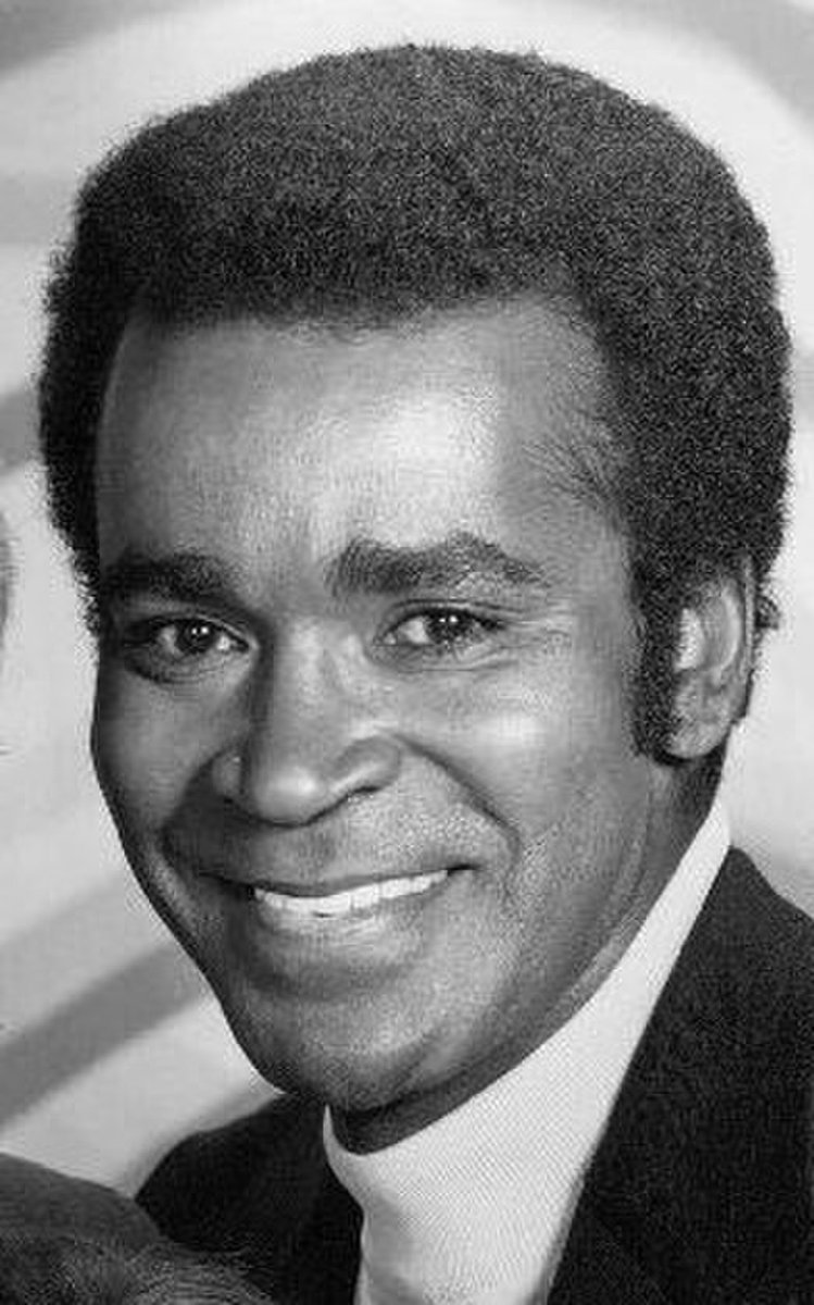 AfroUniverse1's tweet photo. TODAY’S AFRO BIRTHDAYS ! SOUL TRAIN HOST, DON CORNELIUS ! ACTOR, GREG MORRIS ! RAPPER, LIL WAYNE ! NFL PLAYER, DARRENT WILLIAMS ! #DonCornelius #GregMorris #BlackExcellence #BlackHistory https://t.co/8ZTkbhpWBv