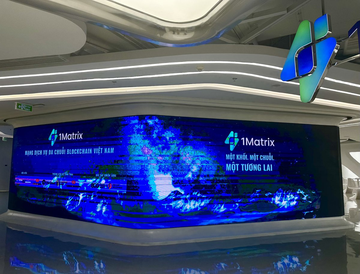 CryptoLucie's tweet photo. Thank you to the 🇻🇳 national #Layer1 #publicchain/solution provider, #1Matrix, for hosting me.
#Vietnam has taken the first step toward regulatory compliance in the #crypto space. @1matrixvietnam #satoshi #Vietnamese https://t.co/AHuDqfsEPt