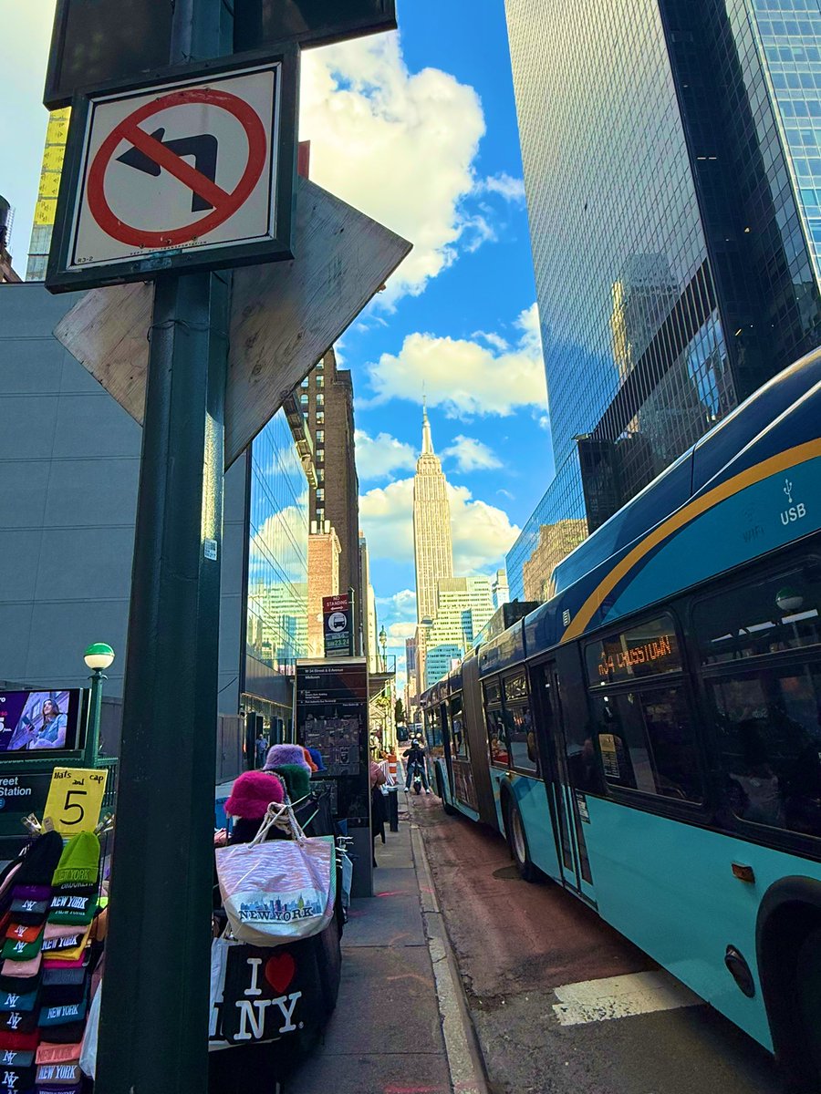 𝓶𝓾𝓶𝓫𝓸𝓽 tweet media