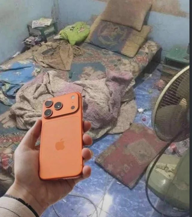 ClosedAITaken's tweet image. I’ve been loving my iPhone 17 so far especially the orange color.