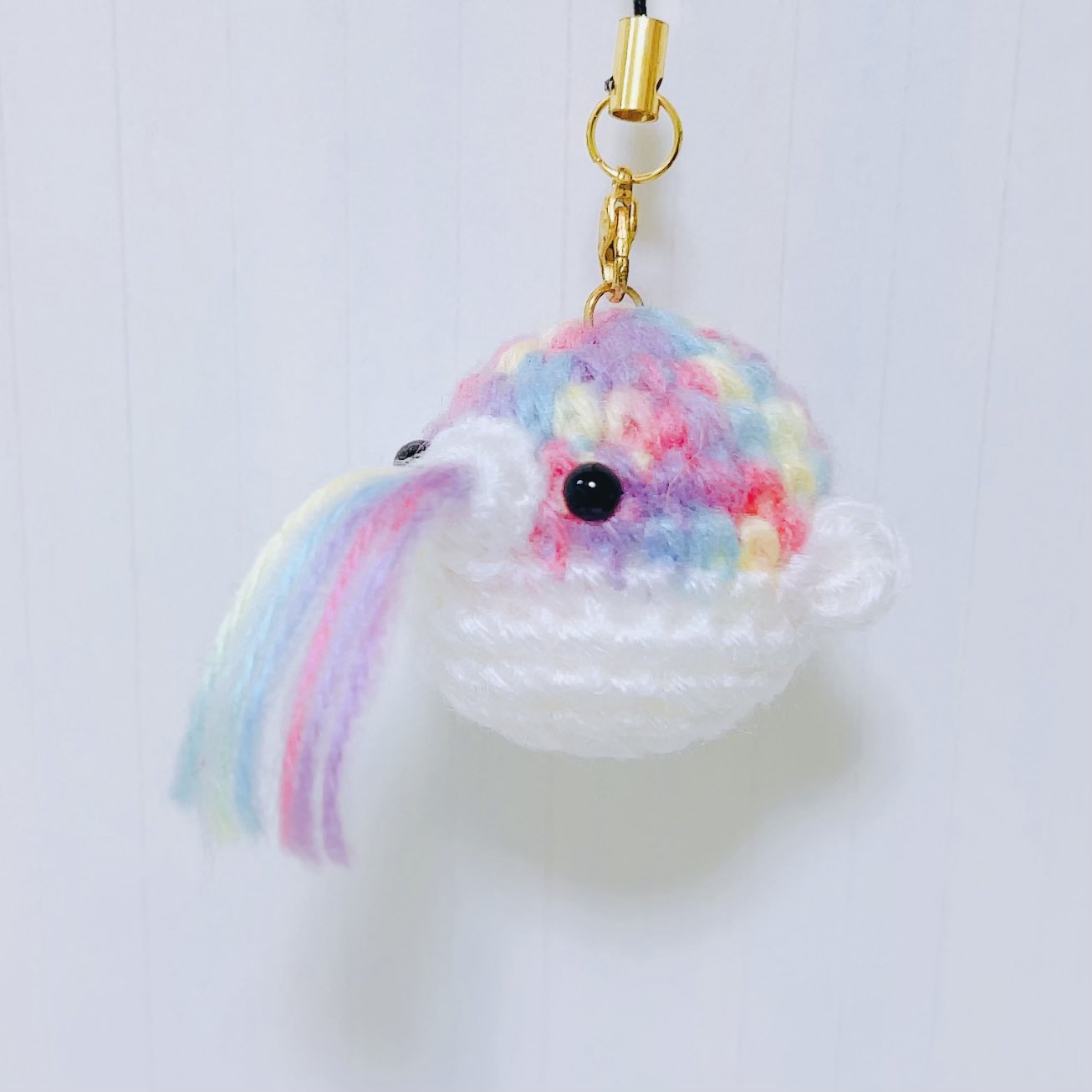 あみぐるみ　ぶたさん　いちご大好き【15番目オーダー商品完成】 ハンドメイド 豚さんのあみぐるみ あみぐるみ ぶたさん いちご大好き【15番目