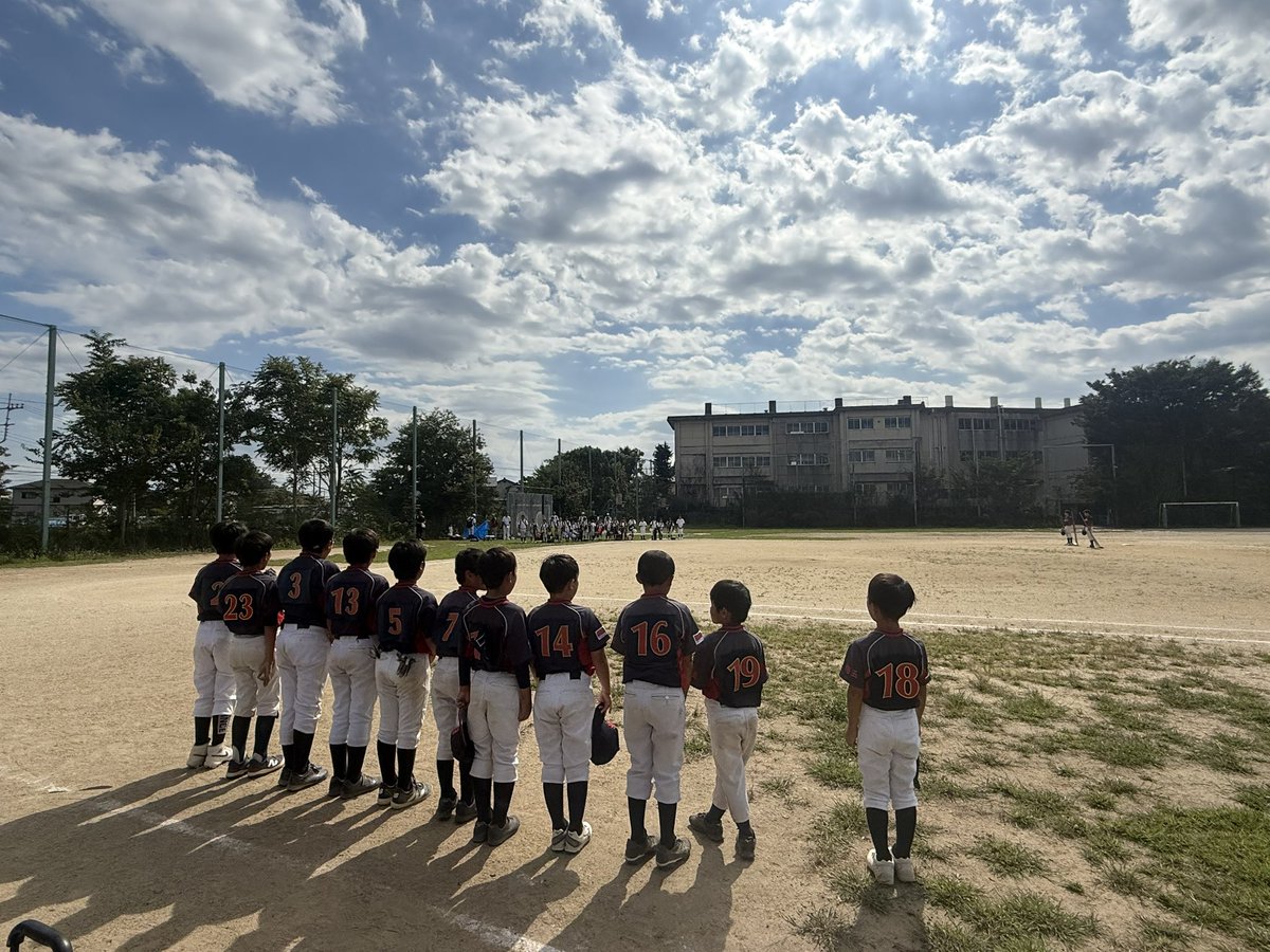 EnjoyMonma's tweet photo. 本日は城北イーグルさんにお越しいただき、練習試合を行いました⚾️結果は一勝一敗！暑い中みんなよく頑張り、充実した１日になりました。城北イーグルさん、ありがとうございました。
百間エンジョイでは、現在団員大募集中です！いつでもDMお待ちしております😊 https://t.co/fR79AVS1T3