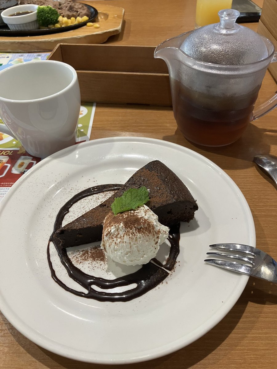 今日は原が茂ってる所に友達に会いに行ってきましたとさ
いつの間にかオシャレな星乃珈琲できてたの知らなかったわ
友達と喋ったら時間あっという間ですね