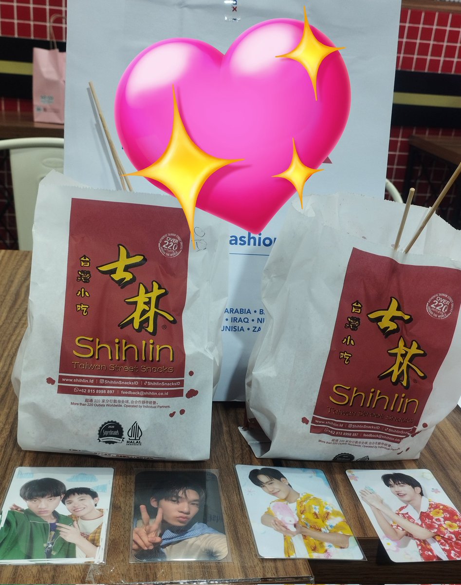 noweiyca's tweet image. bersama @lovinglybus miaw &amp;lt;3