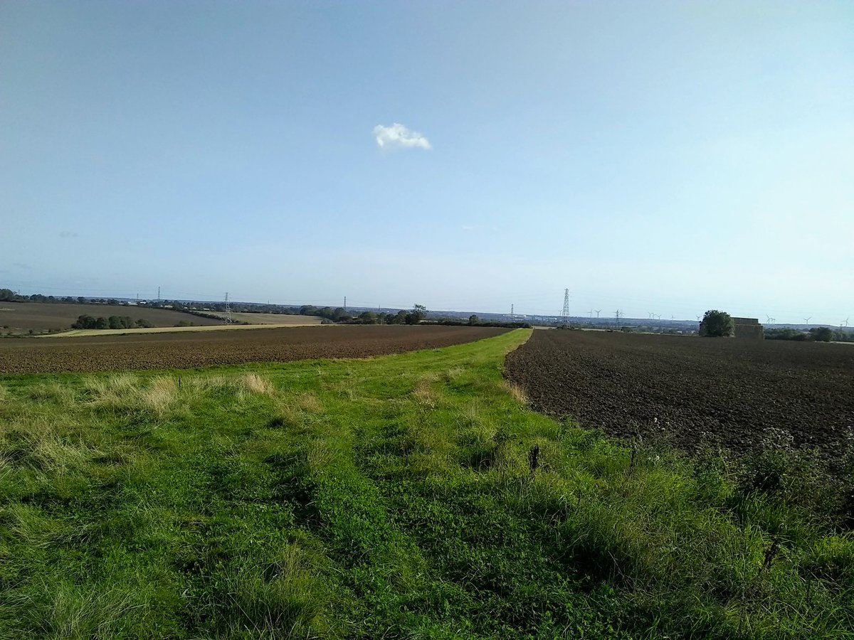 phil0073's tweet photo. Way between #WythemailLostVillage and #BadsaddleLostVillage . On the old way from #Pytchley to #Badsaddle2Brixworth (before #PitsfordReservoir aka #PitsFordWater was dug). #PhilOnaBike (archive) #WeekendWander #FootpathFriday https://t.co/AtyiNlz3oi