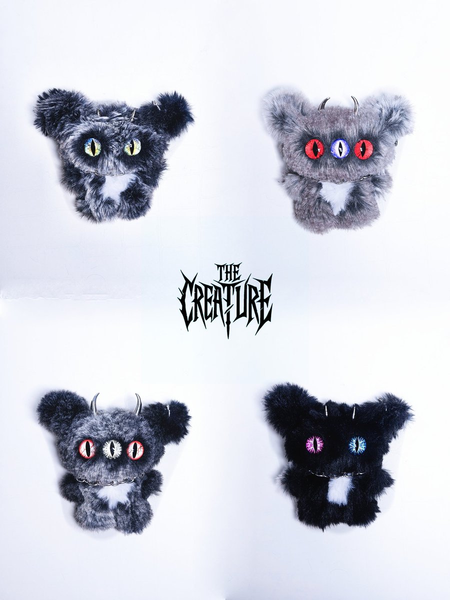 m.smartstore.naver.com/little_lilly
《Baby Creature Keyring》
❗️9. 30 (화) 9pm ❗️
프로필 링크 '스마트스토어'에서 구매 가능하십니다.

-
푸른 눈빛에 깃든 혼돈의 기운.
작은 몸에 담긴 거대한 심연.
이 카드는 ‘베이비 크리쳐’를 소환한다.
-