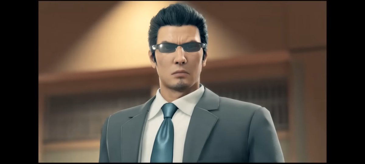 _mjm5655's tweet image. 今も昔も変装の仕方変わらないのなんなんだ