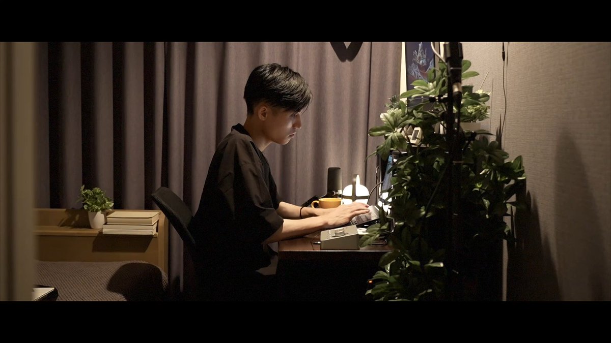 official lyrics video for " lightless "

tonight at 8 pm.