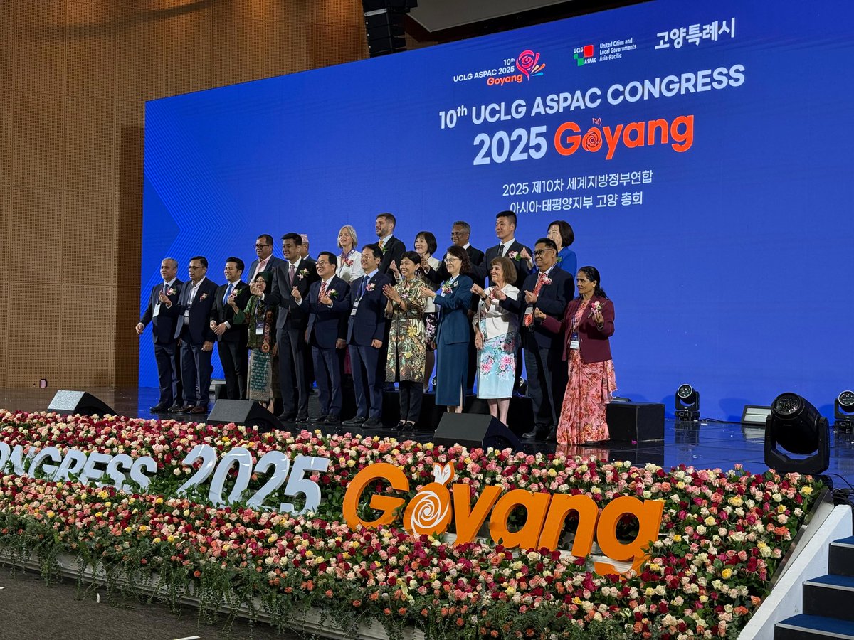 MaleCitymv's tweet photo. Mayor @adamazim joined the Opening Session of the UCLG ASPAC Congress 2025.
Remarks were delivered by:
• Mayor LEE Dong Hwan (Goyang Special City)
• Mayor LEE Jang Woo (Daejeon; Incoming President, UCLG World)
• Governor Dakila Carlo Cua (Quirino; President, UCLG ASPAC & ULAP)
• Vice Governor KO Youngin (Gyeonggi Province)
• Ms. Armida Salsiah Alisjahbana (Executive Secretary, UN ESCAP)
Congress Theme: Shaping Communities for Current and Future Generations