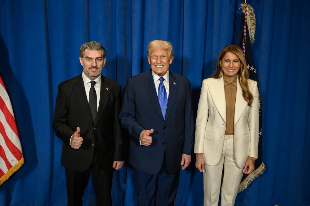 GeoPresident_'s tweet image. I attended the reception hosted by the President of the United States, Donald J. Trump, and the First Lady, Mrs. Melania Trump.

The event was held in honor of the heads of delegations participating in the 80th session of the United Nations General Assembly.
