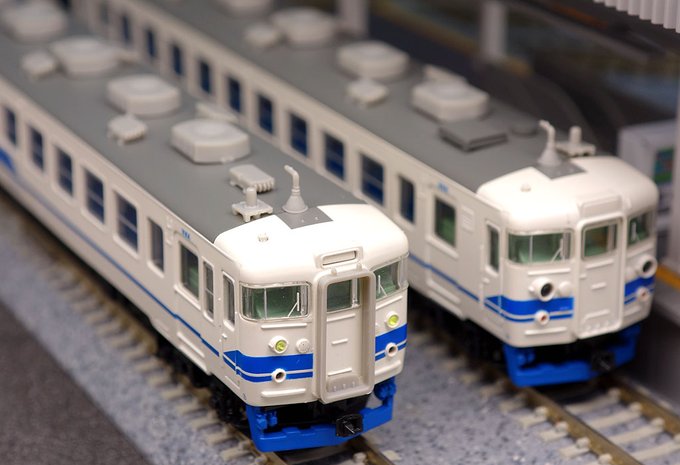 475系+サハ455 新北陸色