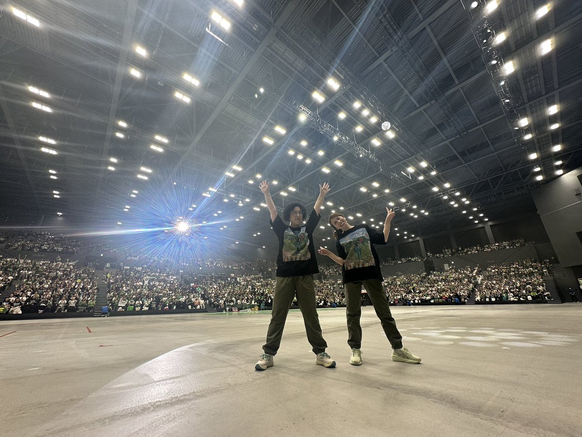 ots_tbsradio's tweet photo. #緑のオーバーザサン

長丁場でしたが、、
ありがとうございました🙌

笑いあり、涙あり、明日には筋肉痛あり。
※明後日かもしれませんが…

また大運動会でお会いしましょう👋

オーーーーバーーーー

#overthesun https://t.co/rpAWa99PPt