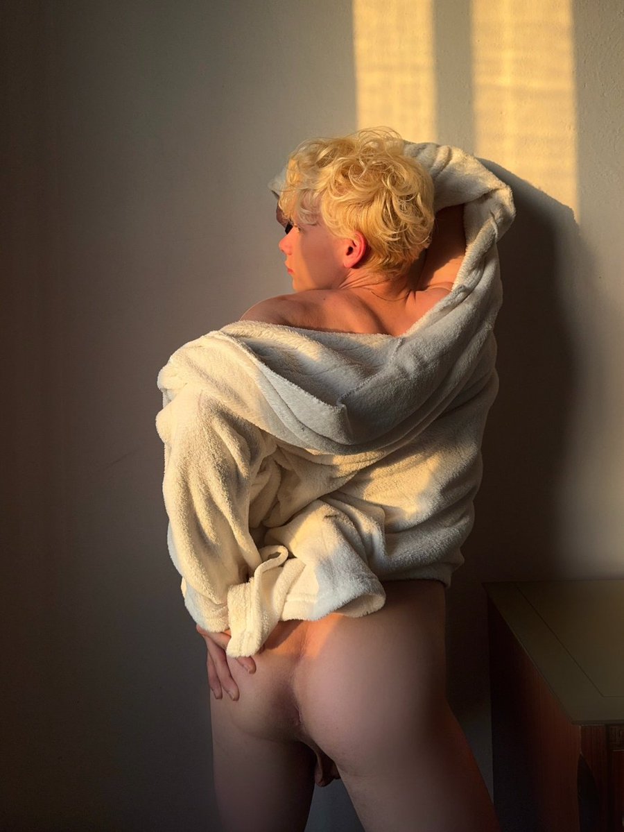 chudai 

onlyfans.com/elliot.twink