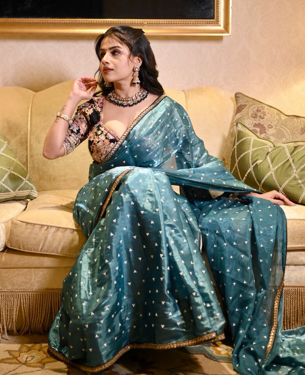 Nidhi J Chaudharyy tweet media