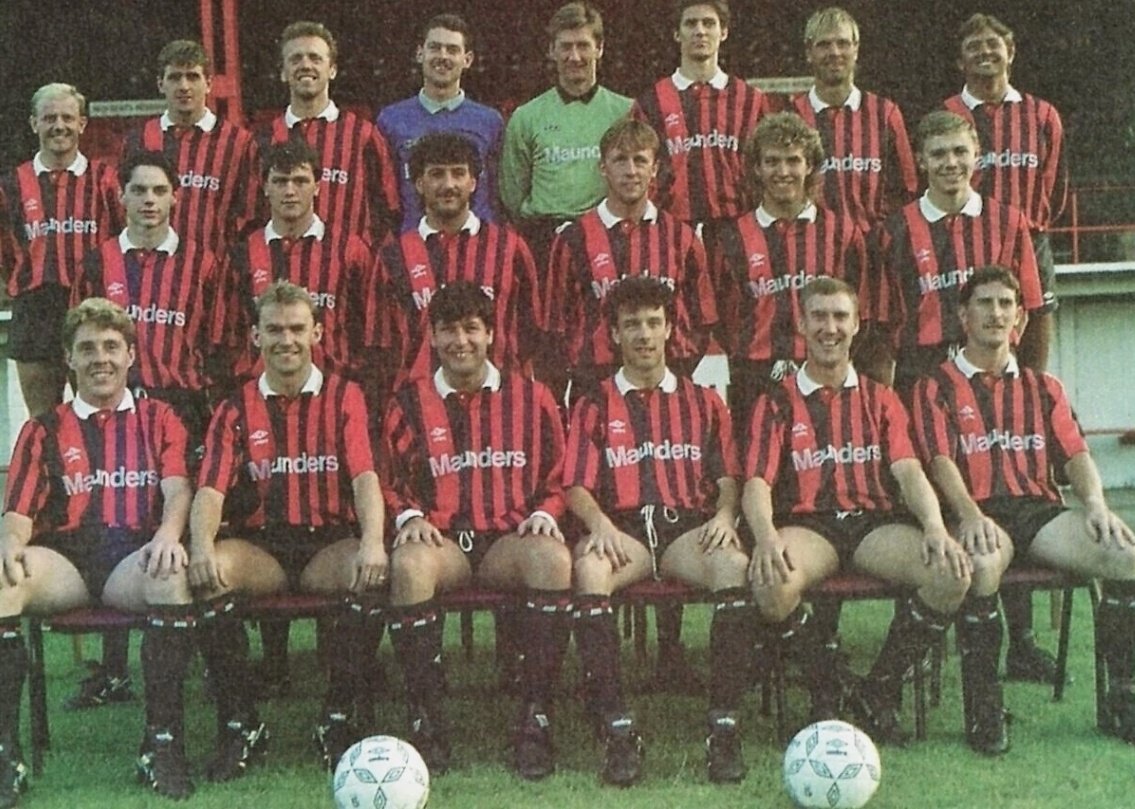 footballmemorys's tweet image. Altrincham squad photo 1989

#AFC #Altrincham #TheRobins