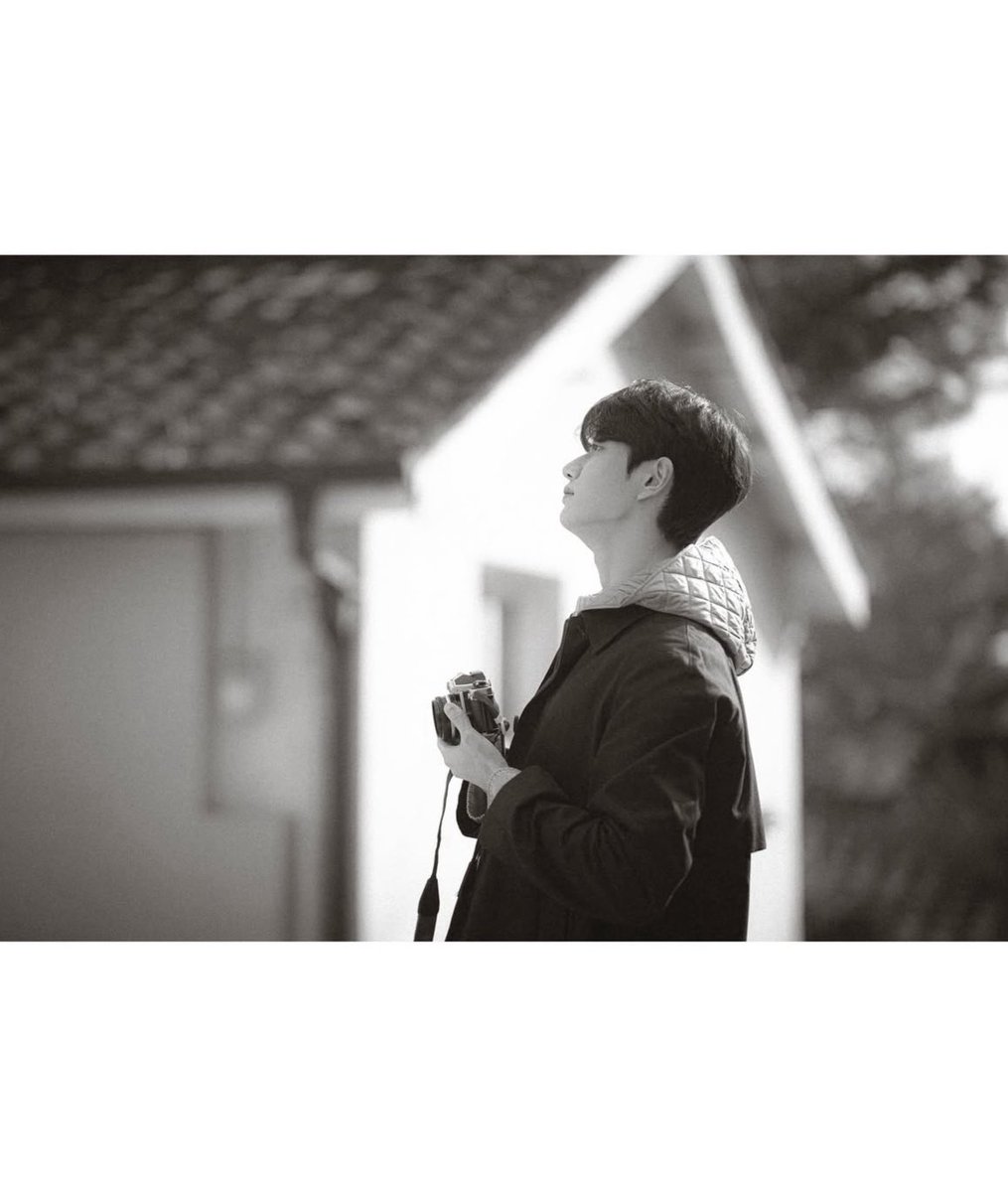 천상학.
당신이 무엇이든, 당신이 없는 것보다는 낫다.
당신이 여자이든 남자이든, 나의 오빠이든 언니든, 당신이 있었다면 
좋았을 것이다. 여기가 당신이 있어도 좋을 세상이었다면 좋았을 
것이다.