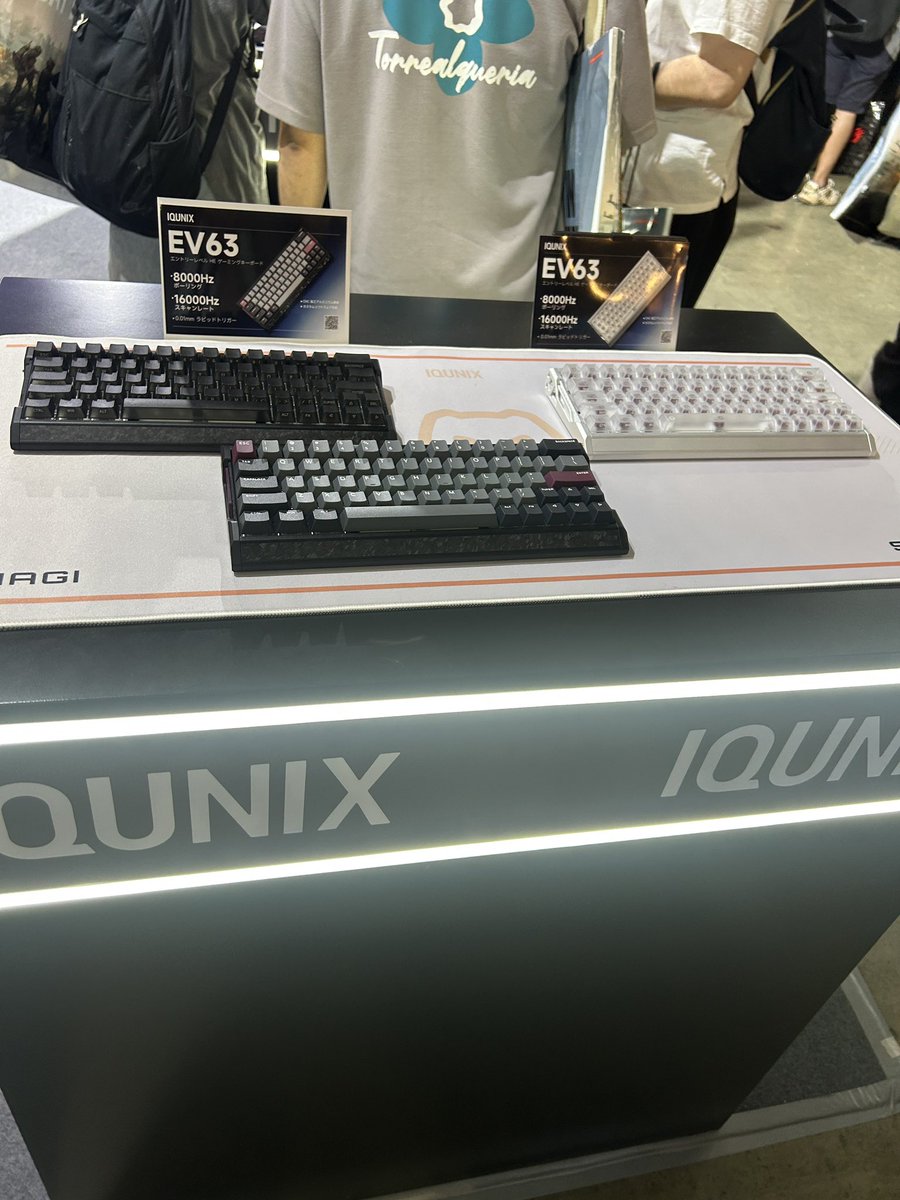 NaoyaFF's tweet photo. ブースにお邪魔しました！

 #valorantkeyboard
 #EV63 https://t.co/Uuwkc8H0yB