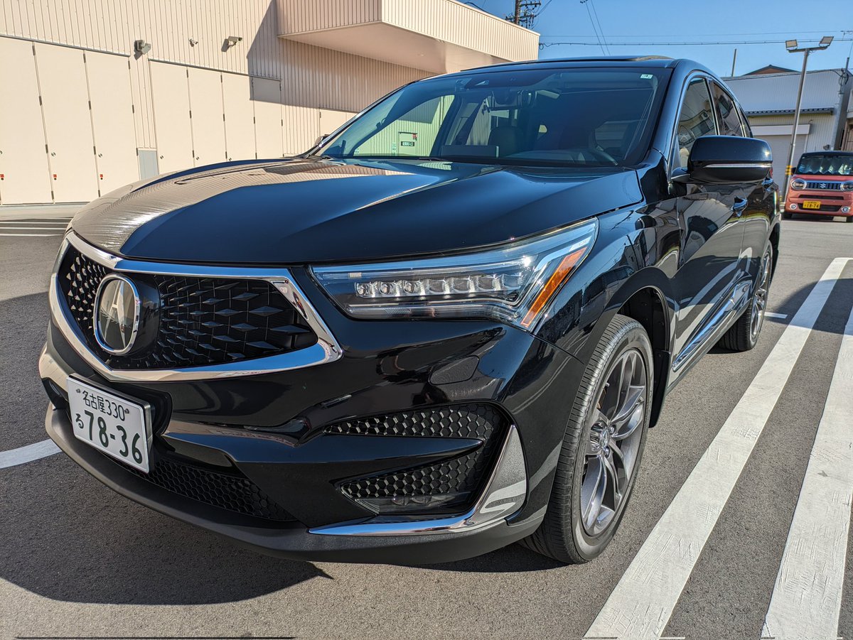 アキュラRDX Advance package2020年モデル納車されました🥳🥳
憧れの逆輸入車です笑
左ハンドルの運転頑張ります🙋