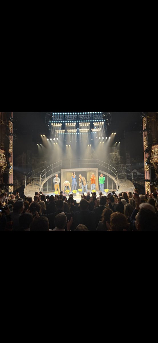 stephsirr's tweet image. Press night for Punch at the Apollo - so proud of Team Playhouse @NottmPlayhouse