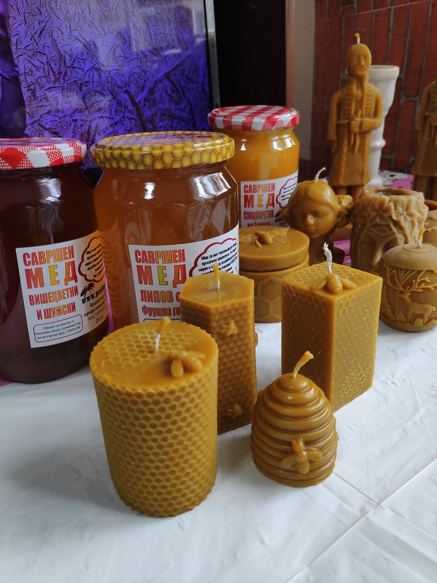 EkoloskiMed's tweet image. #Med #Pčele #Sveće #Karađorđe