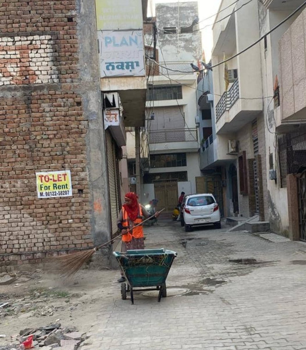 Deputy Commissioner Sirsa tweet media