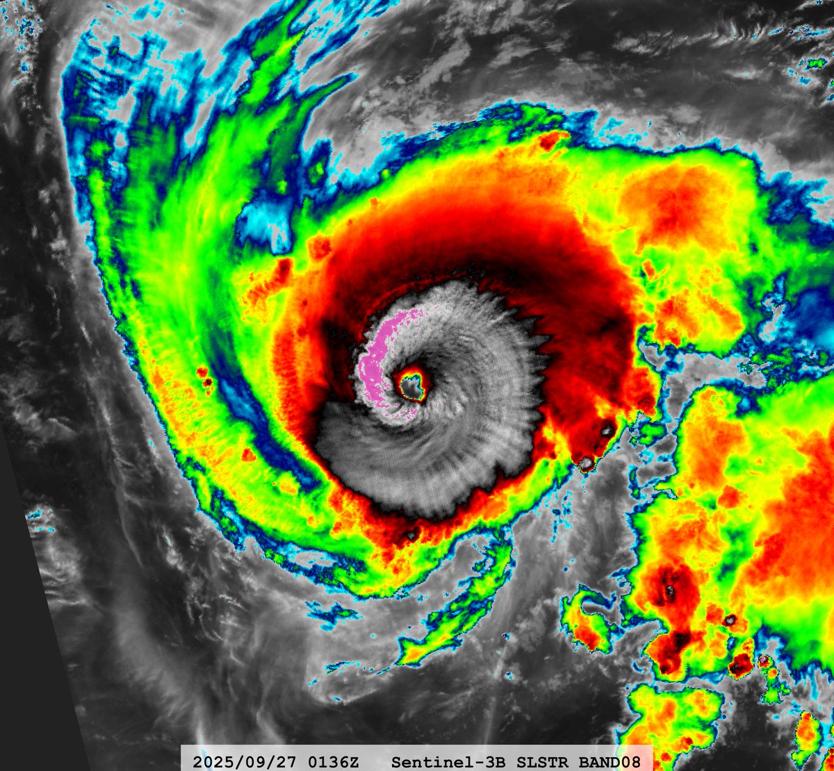 zeb199818's tweet photo. #08L Hurricane #HUMBERTO
Satellite: #Sentinel3B #SLSTR
Channel :
#SLSTR S8 (10.854 µm) 1-km
Time : 2025/09/27 0136Z
Eye Temp : 19.67 °C
Data Source : Copernicus L1B
CPA : ~130 km https://t.co/jQiZTDGeYM