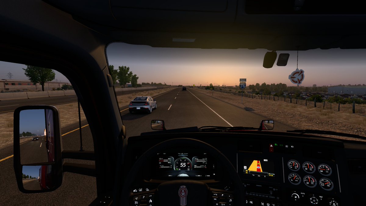 iwasi_enjoy's tweet image. 出発地　Denver
到着地　Sterling
FlatRack Container Bricks　50,715 lb
#ATS #Kenworth #T680