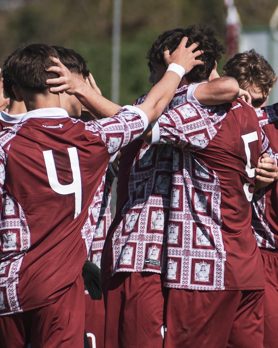 ArezzoCalcio's tweet photo. 𝐒𝐞𝐭𝐭𝐨𝐫𝐞 𝐠𝐢𝐨𝐯𝐚𝐧𝐢𝐥𝐞: gli impegni del fine settimana

Articolo completo 🔗 https://t.co/6YRWKOGbVB

#SempreSoloForzArezzo #CuoreAmaranto https://t.co/zJCcCoAPSo