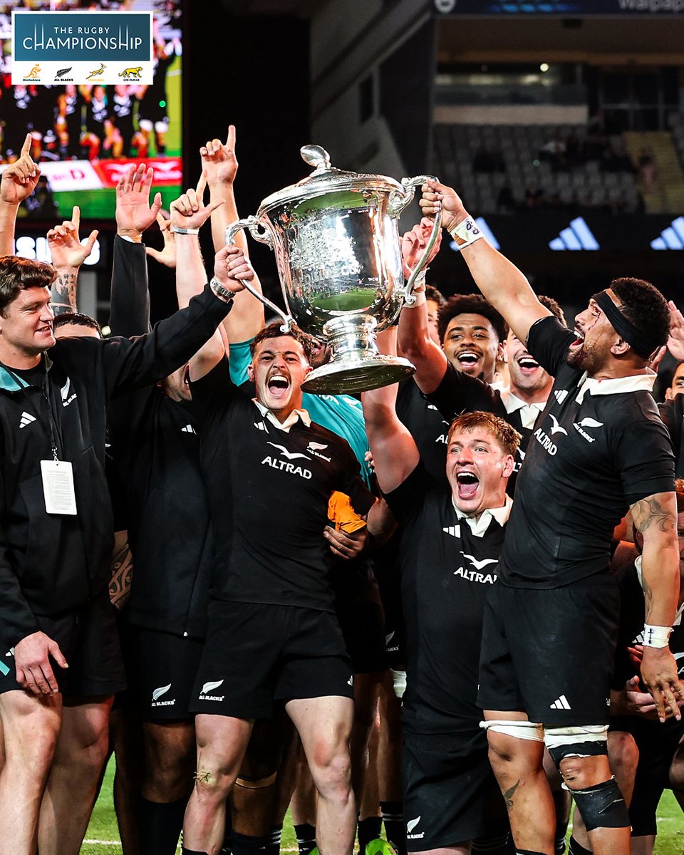 SanzarTRC's tweet photo. The @AllBlacks retain the Bledisloe Cup for another year ππ
#NZLvAUS #TheRugbyChampionship https://t.co/Sdgq1VhjR5