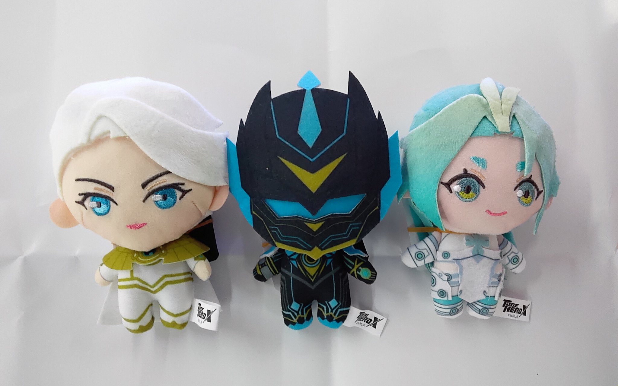 Hero✤さん　専用　王一博ぬいぐるみ 王一博 ぬいぐるみ 丑（干支）YiBoぬい本体20cm ＋洋服セット