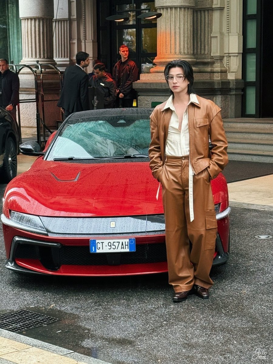 n_MG_(^.^)_Fan accunt (@noknok28000743) on Twitter photo รถแดงเริ่ดมากกกกกด🤭
GULF WITH FERRARI STYLE
#GulfxFerrariSS26
#FerrariSS26
#MFW
<a href="/gulfkanawut/">gulfkanawut</a> <a href="/ferraristore/">Ferrari Style</a> รถแดงเริ่ดมากกกกกด🤭
GULF WITH FERRARI STYLE
#GulfxFerrariSS26
#FerrariSS26
#MFW
<a href="/gulfkanawut/">gulfkanawut</a> <a href="/ferraristore/">Ferrari Style</a>