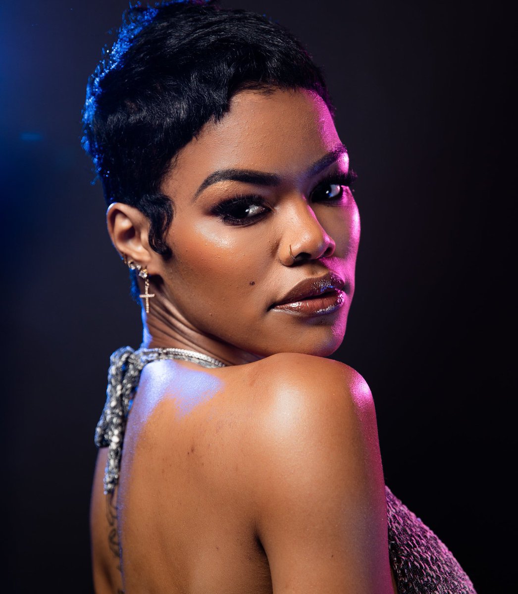 Paul Thomas Anderson praises Teyana Taylor:

"She’s a filmmaker, not just an actress. She really understands a set and the camera and the experience and movement of a crew. Her face is one of the most beautiful and unique I’ve ever seen in my life. Photographing her face is pure