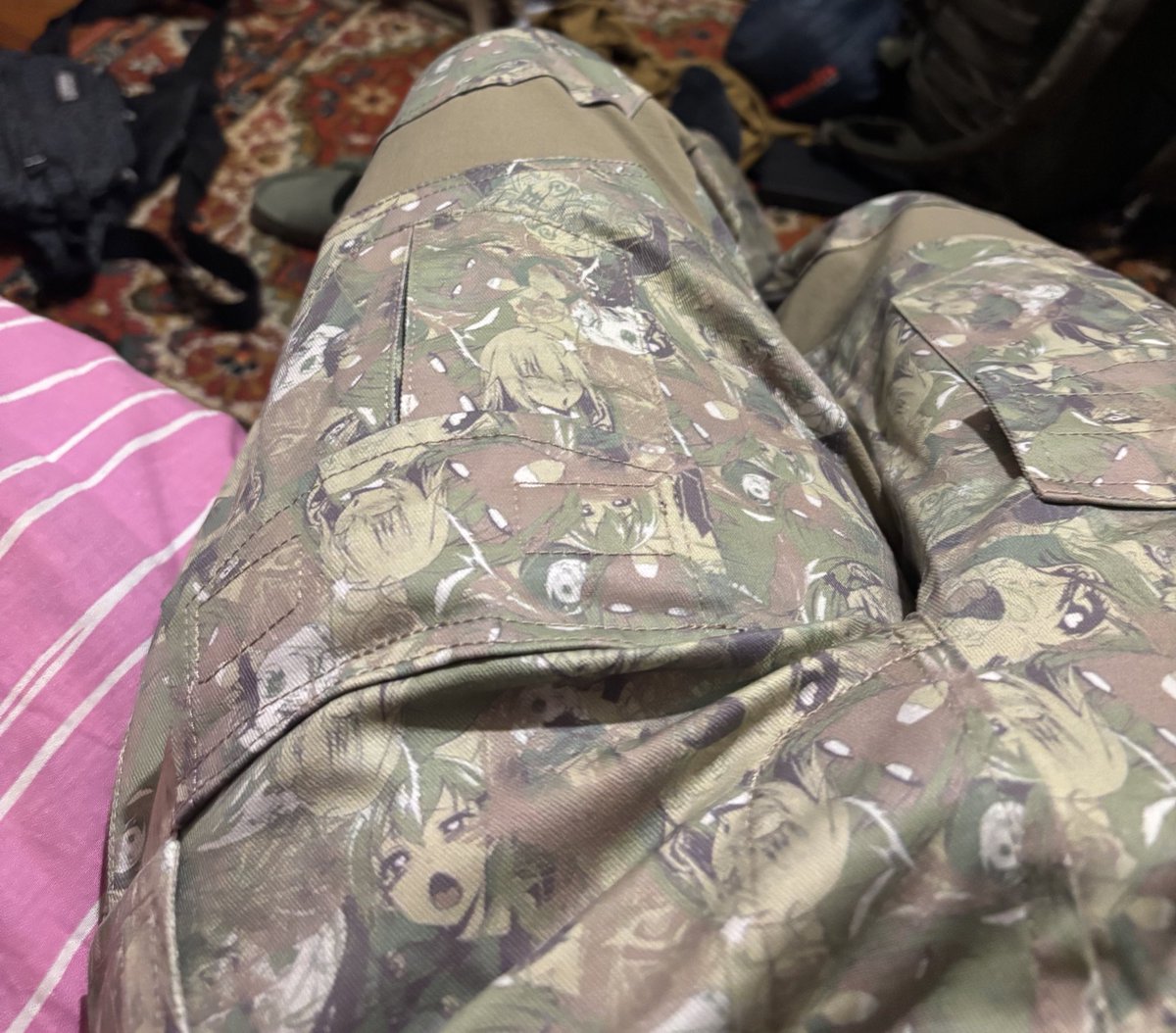 плєецок tweet media