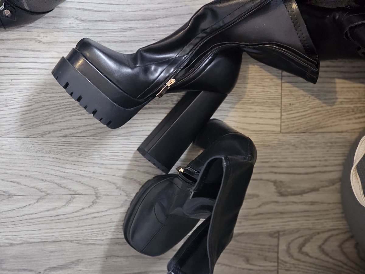 Oh welche werden es wohl heute zum treten?