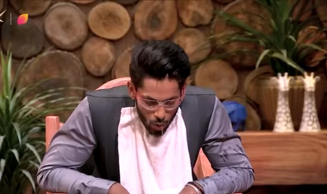 Bawaseer ke bhi Paap dhul rahe hai 😂🤣

#AbhishekBajaj #BiggBoss
#BiggBoss19 #BB19