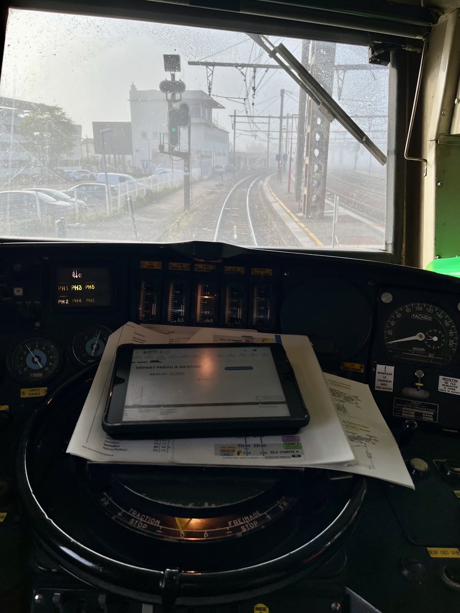 Avec un peu d’imagination, on se croirait en tête du capitole du matin!! 😅😉