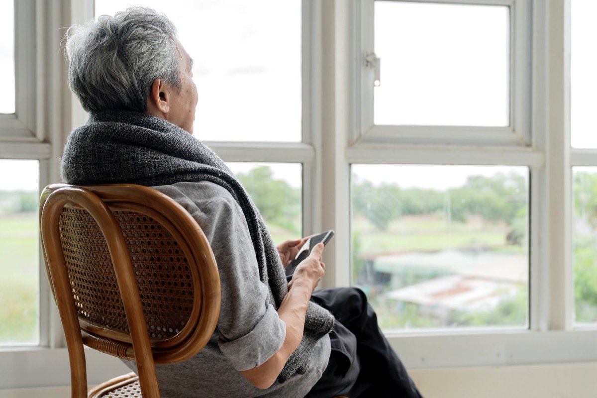 【CBDとアルツハイマー🤔】
CBDとアルツハイマー病の関係について、動物実験や初期研究の段階ですが、アルツハイマー病の原因と考えられているアミロイドβ（Aβ）やリン酸化タウの凝集を減らす可能性が示唆されています🍀