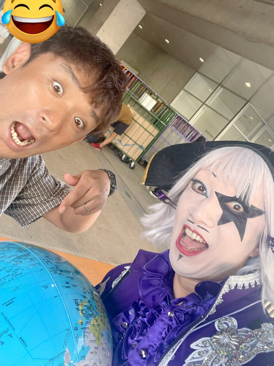 Gorgeous55555's tweet photo. アルコ&amp;ピース酒井がいたよ🤣🤣🤣

#東京ゲームショウ2025 https://t.co/QC2aLKY0wi