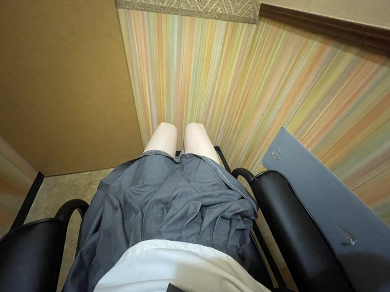 sasu003's tweet photo. 初アウルでした〜
わからなすぎて1時間部屋こもってた
#バイ　
#池袋アウル https://t.co/46N5YashpB