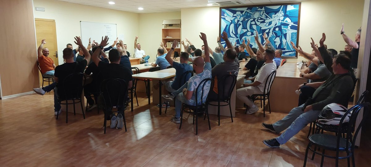 🔧👩‍🏭👨‍🏭
Los delegados y delegadas del Metal de la comarca de #Manzanares
❌ dicen NO a los recortes
✅ dicen SÍ a la movilización por un Convenio Digno

✊🔥 ¡QUE VIVA LA LUCHA DE LA CLASE OBRERA!
🏆💪 ¡ESTE CONVENIO LO VAMOS A GANAR!