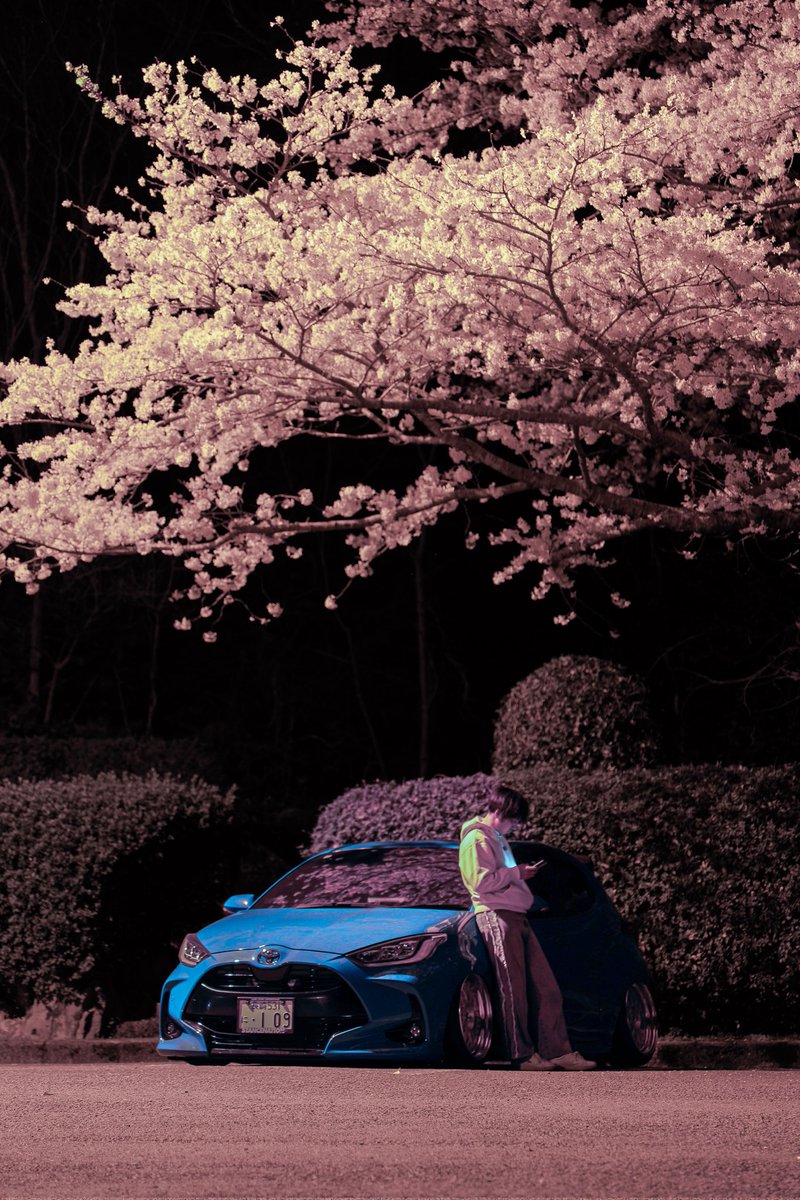 fuuta_77_10969's tweet photo. ～ご報告～

この度ヤリスを降りることに決めました
この車を通して仲良くしてくださった方々、並べてくださった方々に感謝いたします…

次の車は何にするか決まっていますが、納車はまだまだ先です…

またカスタムしてオフ会等参加したいと思ってるので、仲良くしていただけるとありがたいです🙇‍♂️ https://t.co/XUbvIE65ca