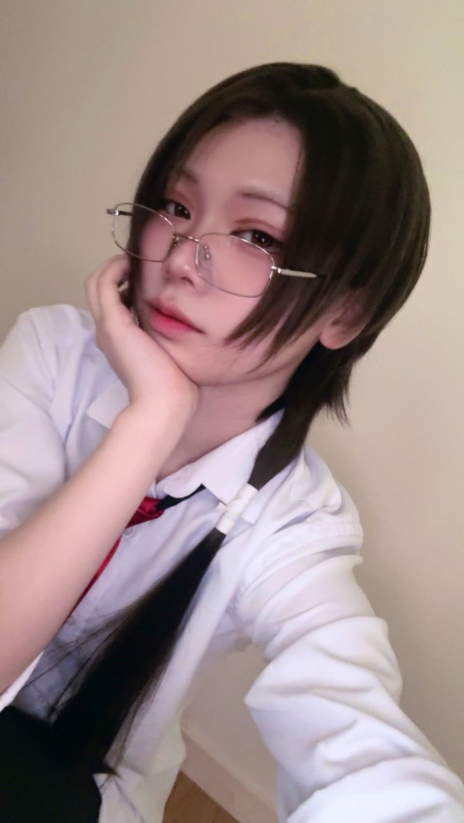 ⚠︎︎めちゃくちゃ捏造!!⚠︎︎
衣装届かないから隣の席のｷﾖ.ﾐﾂ君してる