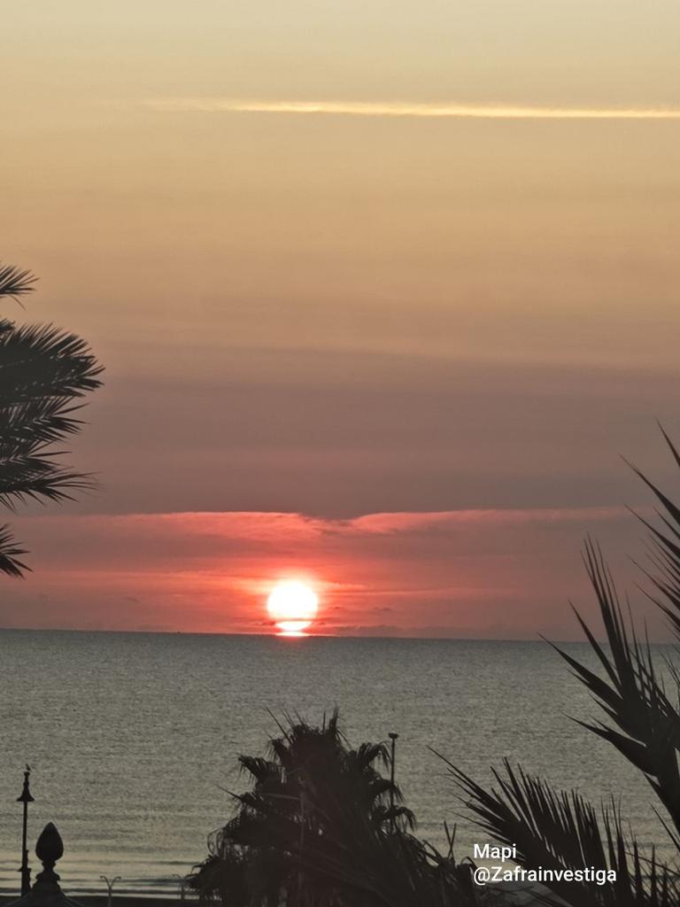 Zafrainvestiga's tweet photo. #27Septiembre #amanecer en #Malvarrosa #València
Momentos únicos a las
7:52h
7:55h
7:56h
7:57h
Un #SolOmega nos regala su presencia en este último sábado de mes
Al alba, al alba
Al alba, al alba
Al alba, al alba
Al alba, al alba🎶🎶 https://t.co/fa9AkLLypA